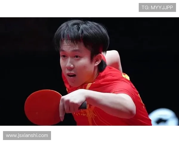 王楚钦笑对互动丢分！1-0 呼喊点燃胜负欲，国乒顶流上演反差萌